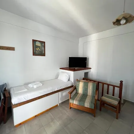 Athina Rooms Karvounades Exterior photo