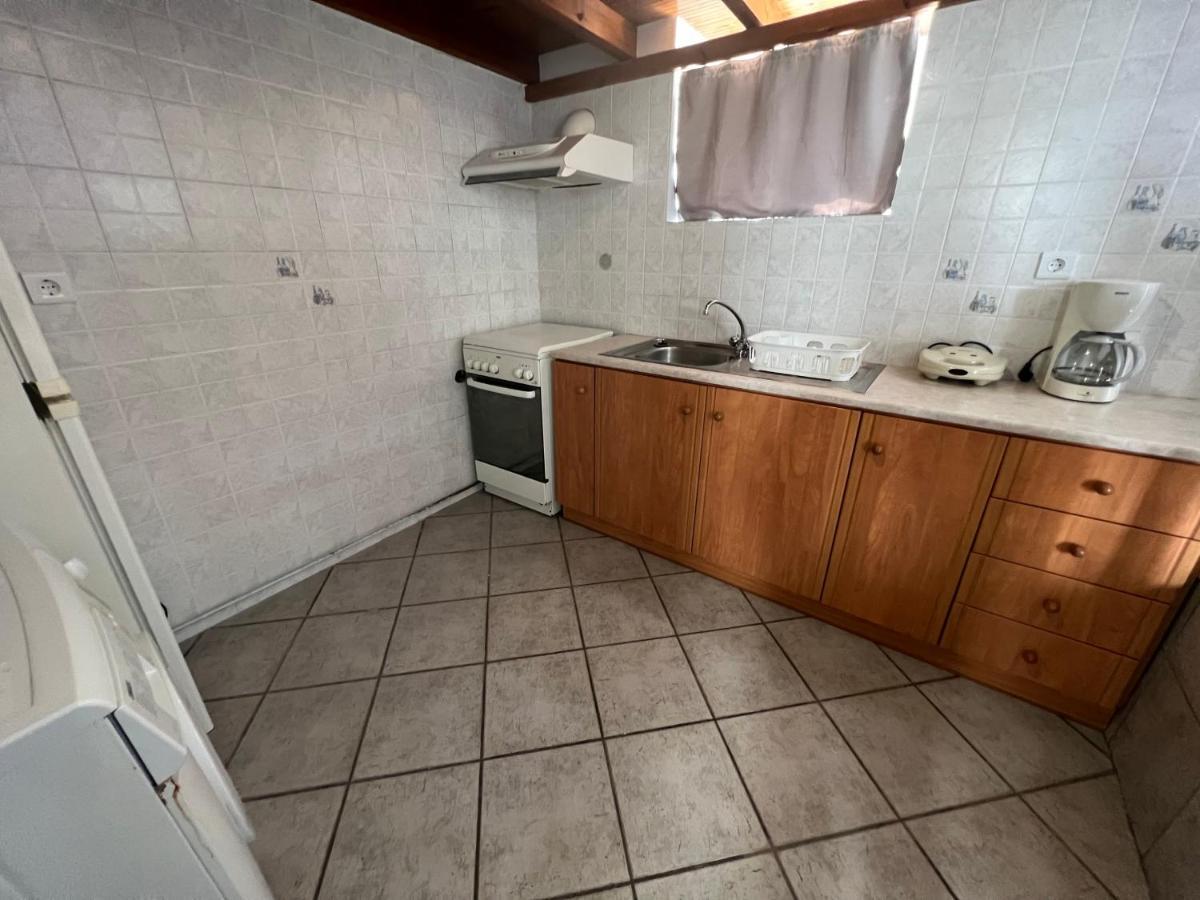 Apartment Athina Karvounades