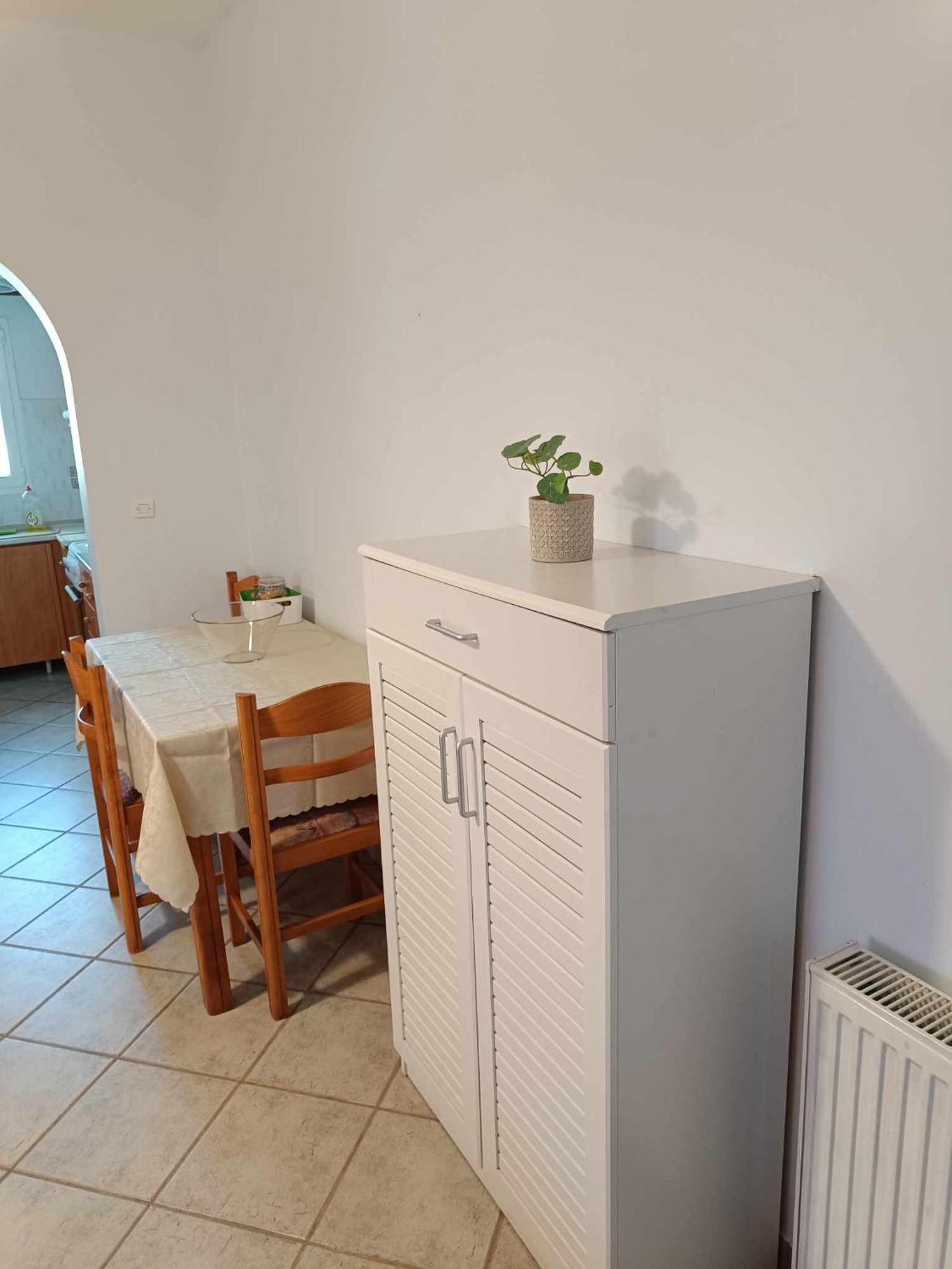 Athina Apartment *